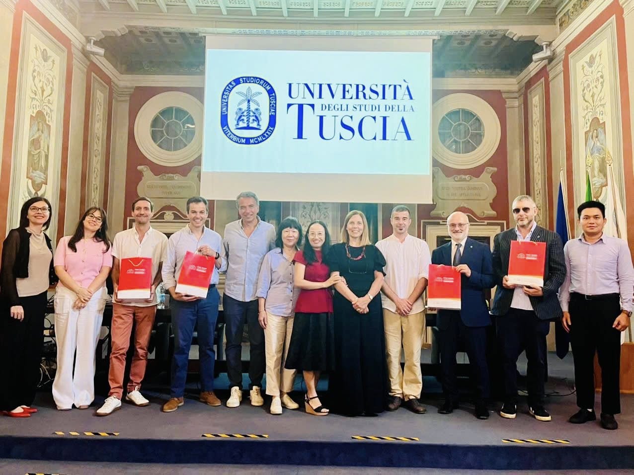 Hội thảo tập huấn Dự án STRIVE – "Nâng cao năng lực quốc tế hóa tại các cơ sở giáo dục đại học mới tại Việt Nam" tại Đại học Tuscia, Italia (tháng 06/2025)